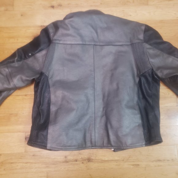 Unik Premium Silver & Black Large Leather Motorcycle Jacket - Like New - Picture 6 of 6